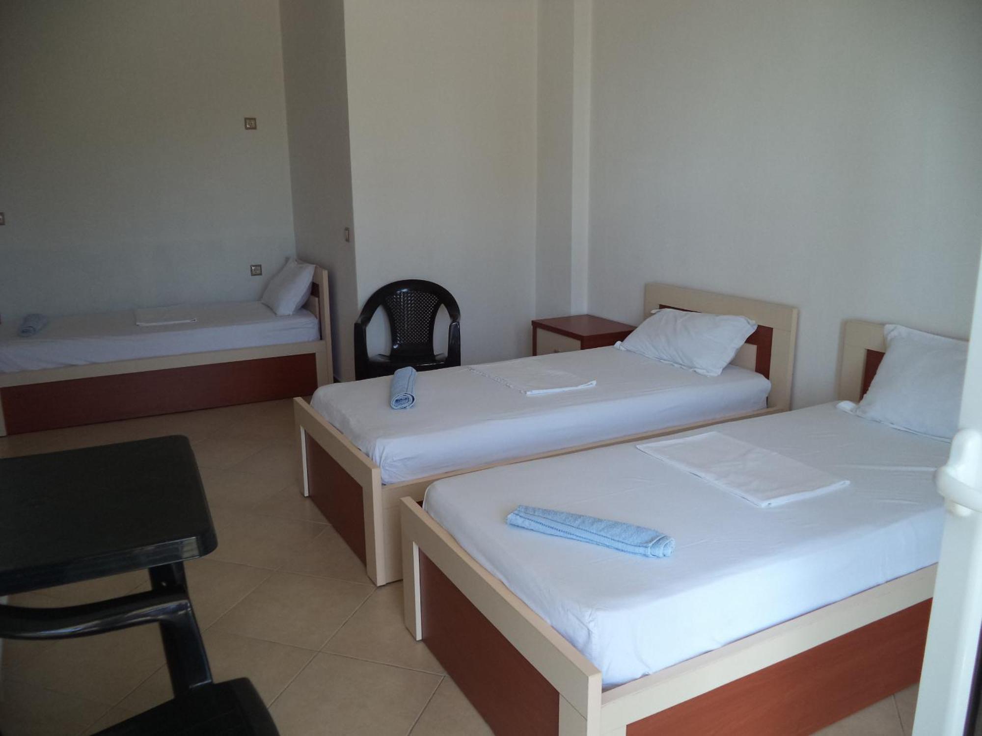 Guest House Solive Himarë Pokoj fotografie