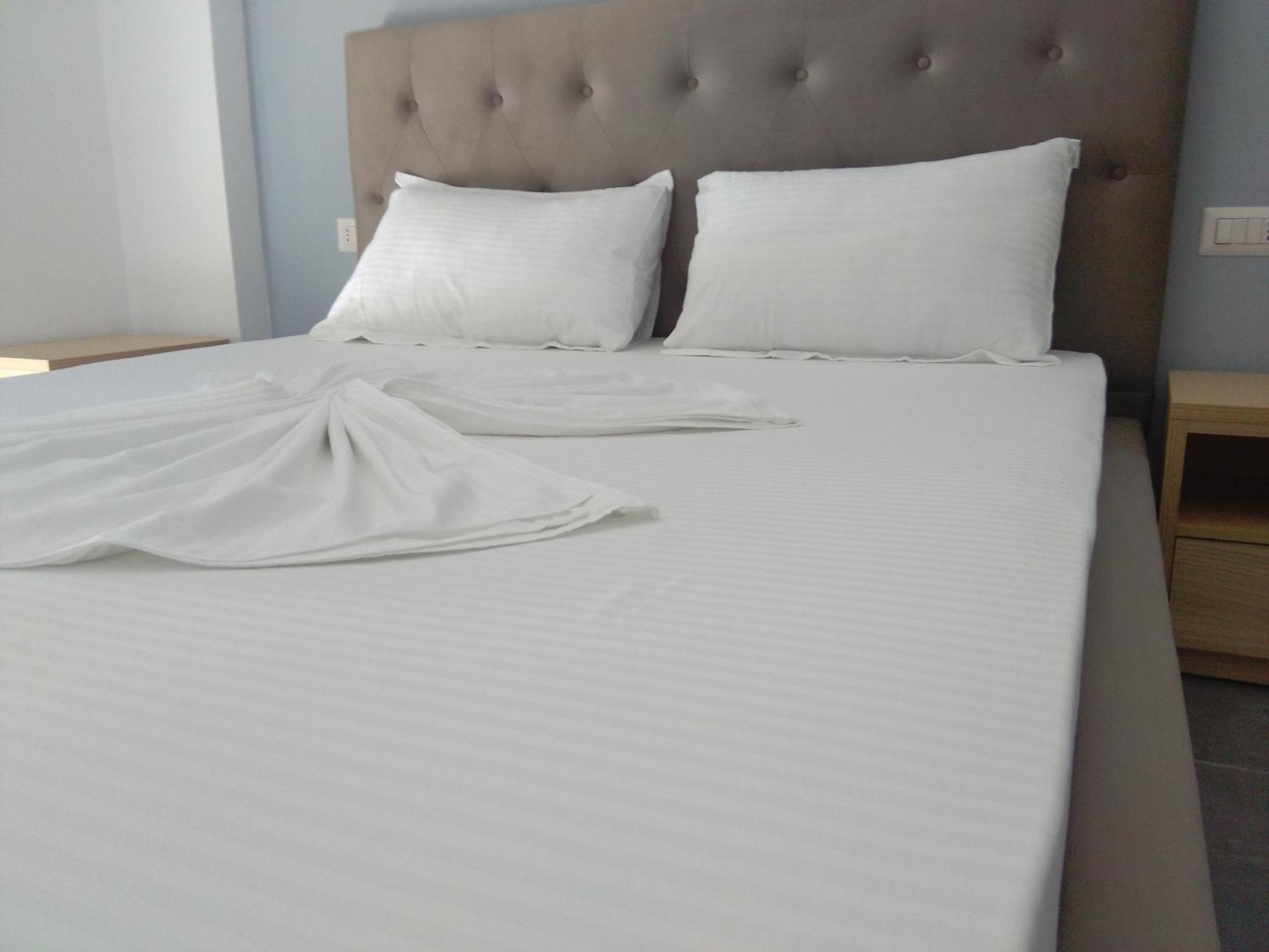Guest House Solive Himarë Pokoj fotografie