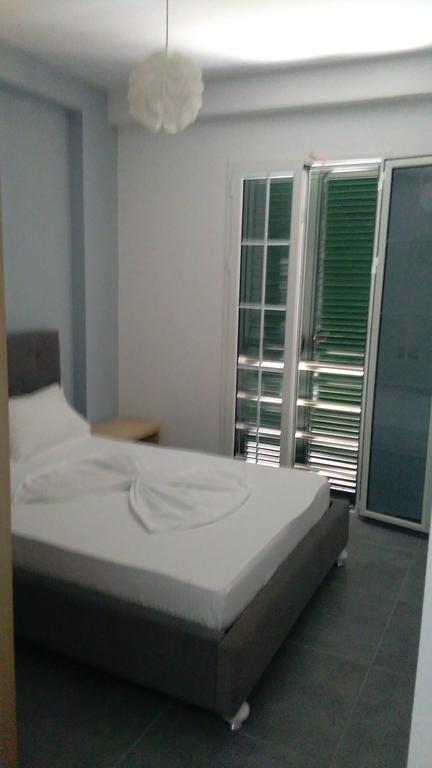 Guest House Solive Himarë Exteriér fotografie