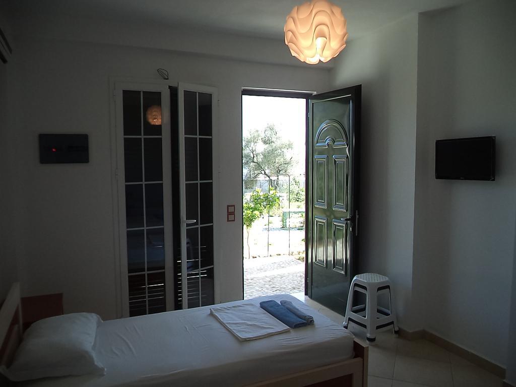 Guest House Solive Himarë Exteriér fotografie