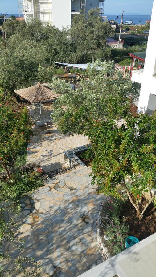 Guest House Solive Himarë Exteriér fotografie