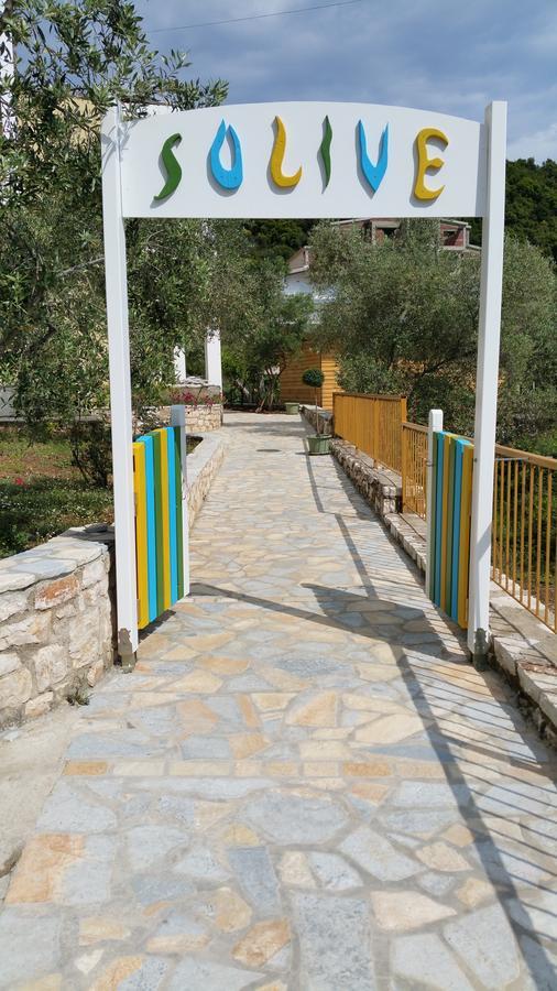 Guest House Solive Himarë Exteriér fotografie