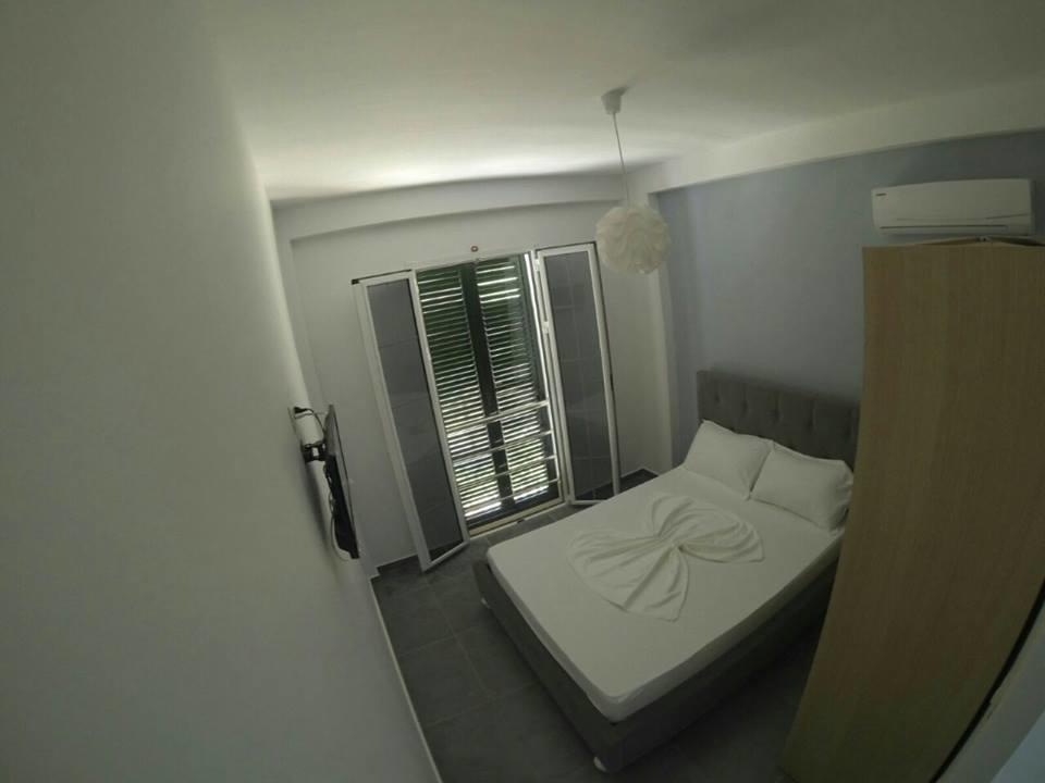 Guest House Solive Himarë Exteriér fotografie