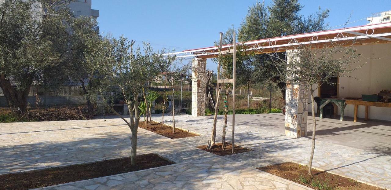 Guest House Solive Himarë Exteriér fotografie